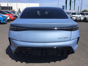 2020-2024 B-YD ซีลอัตโนมัติสีฟ้าไฟฟ้า82.5kWh ขวาพวงมาลัยพร้อมกล้องด้านหลังผ้าที่นั่งรถมือสอง - Product Image 5