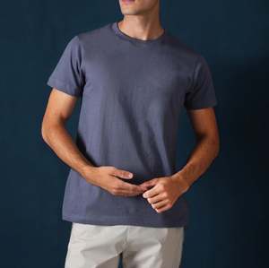 Camiseta 100% Algodón para Hombre, Corte Holgado, con Logotipo Personalizado Impreso, Transpirable, Servicio OEM, Camisetas Casuales Personalizadas para Hombre - Product Image 4