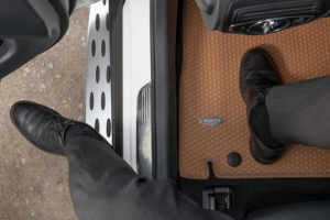 KATAVINA Ensemble de 5 tapis de sol en PVC de luxe de haute qualité pour la voiture, imperméables et résistants aux taches. - Product Image 3