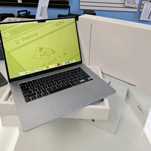 MacBook Air 15 นิ้ว ปี 2025 ของแท้ 100% แล็ปท็อป AI ชิป M4 หน้าจอ Liquid Retina แรม 16GB ความจุ 512GB SSD กล้อง 12MP พร้อม Touch ID - Product Image 1