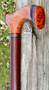 Bastón de madera ajustable con múltiples nudos Bastón fuerte para ancianos para senderismo Estándar internacional - Product Image 3