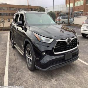 EXCELENTE ESTADO Toyota Highlander XLE 2022 - Product Image 1