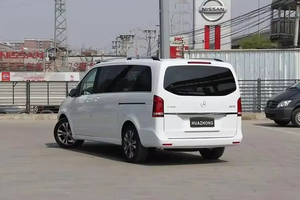 Mercedes-Benz V260 2024 USADO, Volante a la Izquierda, Asientos de Cuero, Cámara Trasera, Pantalla Táctil, 75k-100k Millas, Euro IV, Faros de Xenón - Product Image 3