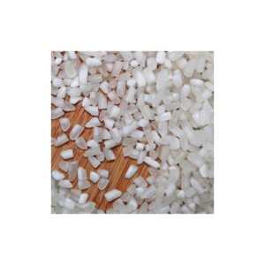 การจัดหาจำนวนมาก100% ข้าวแตกสำหรับขนมขบเคี้ยวการกัดแป้งและการผลิตอาหารสัตว์ - Product Image 2