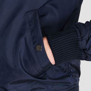 Chaqueta de bombardero con capucha para hombre de alta calidad para invierno, cuello levantado transpirable, estilo callejero, servicios OEM para adultos - Product Image 5