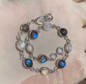 Bracelet en labradorite et pierre de lune, argent sterling 925, pierres précieuses, fait main, bijoux uniques et tendance, cadeau pour femmes et hommes - Product Image 1