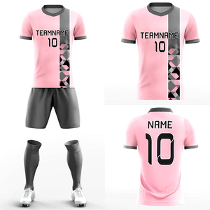 Uniforme de fútbol ligero para hombres de alta calidad, logotipo personalizado impreso, ropa juvenil, el mejor diseño con técnica de sublimación de fútbol - Product Image 6