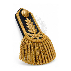 Épaulettes dorées, accessoires de mode pour uniformes, vêtements de cérémonie et événements spéciaux - Product Image 2
