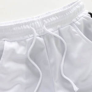 Chándal de fútbol personalizable con capucha para hombre, uniformes de fútbol de sublimación de patrón sólido para entrenamiento de invierno - Product Image 5