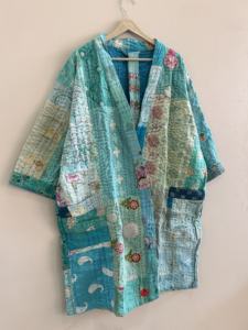 Robe kimono vintage en kantha aux couleurs vibrantes, longue veste faite à la main pour femmes - Product Image 3
