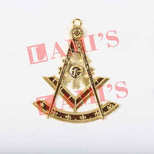 ปลอกคออัญมณีเครื่องราชกกุธภัณฑ์ชุบทอง - Product Image 1