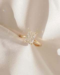 Anillo de boda de compromiso solitario para mujer en Lab Grown vvs1 Radiant Cut Diamond 925 Silver Solid Gold - Product Image 1