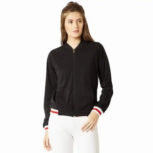 Chaquetas de bombardero de satén recortadas negras de alta calidad para mujer, hechas a medida con relleno de algodón, el estilo más nuevo - Product Image 2