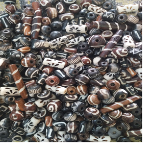 Perles de verre au chalumeau en cristal mélangé formes assorties (boules ovales) pour créateurs de bijoux-modèle de marque Coniferhandmades de couleur noire - Product Image 6