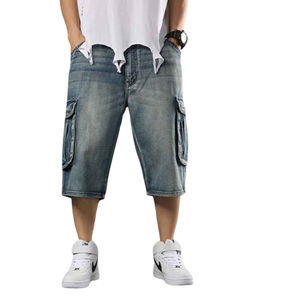 Short en jean personnalisé pour hommes, streetwear d'été décontracté avec look délavé et coupe confortable - Product Image 1