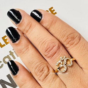 แหวนทองคำแท้ 14K ประดับเพชรธรรมชาติ ลาย OM สำหรับผู้หญิง ของขวัญสไตล์มินิมอลสำหรับชาวคริสต์ - Product Image 4