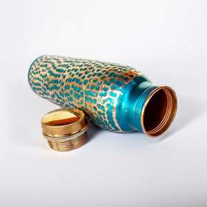 สินค้าขายดีใหม่ ผลิตภัณฑ์อายุรเวท ดีต่อสุขภาพ ข้อต่อไม่บวม ป้องกันการรั่วซึม ขวดน้ำทองแดงเงินแท้ทำมือ 950 มล. - Product Image 3