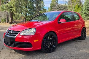 Volkswagen R32 d'occasion de 2008, sans réserve # 3396 sur 5000 modèles R32 AWD Tornado Red, principalement non modifiés - Product Image 2