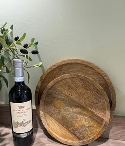 Plateau de service rond en bois de manguier massif fait à la main plateau naturel décoratif cuisine salle à manger vaisselle décor à la maison - Product Image 1