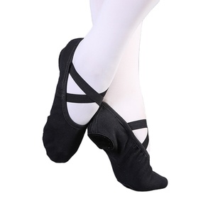 Chaussures de danse élégantes en cuir véritable pour filles et femmes, nouvelle collection, design OEM, légères et extensibles, vente en gros - Product Image 1