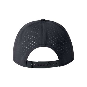Casquette de golf personnalisée avec logo en caoutchouc sur le devant, panneaux perforés au laser, fermeture à boucle en plastique pour activités de plein air - Product Image 5