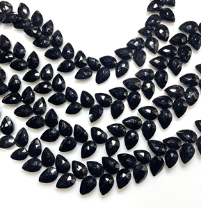 Vente en gros de perles briolettes en forme de poire et feuille à facettes en onyx noir perles de pierres précieuses naturelles pour la fabrication de bijoux - Product Image 3