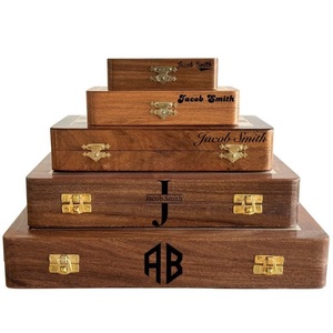 Juego de Ajedrez con Tablero de Madera 100% Hecho a Mano y Juego de Ajedrez de Tamaño Personalizado - Product Image 6