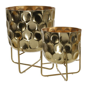 Lot de 3 jardinières classiques modernes en métal Jardinières dorées décoratives pour la maison Pots de fleurs antiques Vases à fleurs à vendre - Product Image 4