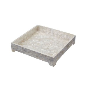 Plateau de service de nourriture de forme carrée le plus vendu en bois et plateau de service de travail de vadrouille pour la fête de mariage et l'utilisation d'événement - Product Image 1