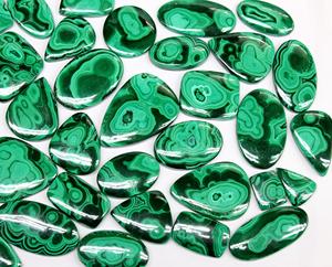 Malachite lisse Cabochon pierres naturelles en vrac dans différentes tailles toutes les tailles disponibles - Product Image 4