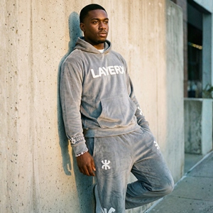Survêtement pour homme personnalisé en velours lourd, délavé à l'acide, uni, avec sweat à capuche orné de strass, pantalon coupe classique, streetwear, vente en gros - Product Image 5