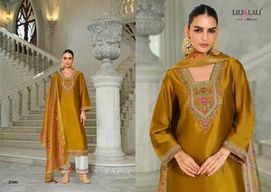 Nuova collezione di design completamente cucita indiano Pakistani Salwar Kameez Dupatta Set ricamo pesante lavoro a mano pronto da indossare - Product Image 3