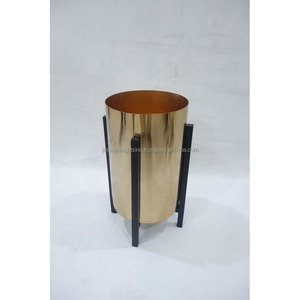 Metal Sheet Tripod Set Of Two <b>Planter</b> With Shiny Polish Finishing Round Shape <b>Wooden</b> Legs For <b>Garden</b> Decoration Wholesale Price - Product Image 4