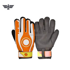 Guantes de Portero Profesionales |   Palma de Látex de Alto Agarre |   Respaldo Transpirable |   Correa de Muñeca Ajustable |   Entrenamiento y Uso en Partidos - Product Image 1