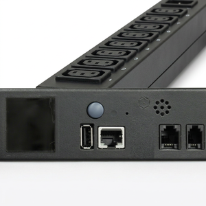 PDU 8 พอร์ต 230V 16A แบบ Neutral พร้อมจอแสดงผล OLED ควบคุมผ่านเว็บ SNMP สำหรับติดตั้งบนแร็คอุตสาหกรรม พร้อมระบบตรวจสอบพลังงาน ได้รับการรับรองมาตรฐาน CE และมีเซอร์กิตเบรกเกอร์ในตัว - Product Image 1