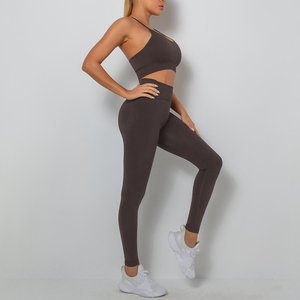 2024 été haute qualité femmes Leggings courts Logo personnalisé impression respirant vêtements de sport haute Stretch marque privée Yoga ensemble - Product Image 6