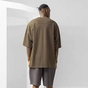 Vente en gros 100% T-shirt à épaules tombantes surdimensionnées en coton pour hommes, style décontracté, poids en tissu de 220 grammes, motif de lettres - Product Image 4