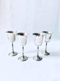 แก้วไวน์ทองเหลืองทำมือ สลักลายวินเทจ ถ้วยโลหะสำหรับดื่ม ของตกแต่งบาร์โบราณ ของขวัญแต่งงาน ของตกแต่งโต๊ะอาหารสุดหรู - Product Image 3