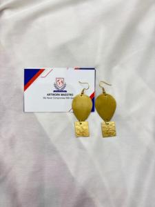 Boucles d'oreilles en laiton sans plomb fabriquées en Inde par des artisans - écologiques - sans danger pour la peau - vente en gros - Product Image 2