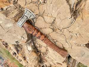 Thewizcrafts LOWDOWN Tomahawks de camping industriels portables et pliables, manche en bois, lame en acier à haute teneur en carbone, tranchant de 106 mm, 380 mm - Product Image 2