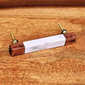Poignée de porte et de tiroir en bois de marbre, forme et taille personnalisées, couleur personnalisée, fabriqué en Inde - Product Image 1