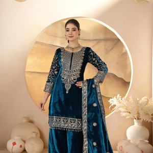 Robe de soirée en velours pur lourd avec broderie lourde, travail de séquence de codage avec broderie complète sur les manches, costume de robe - Product Image 1