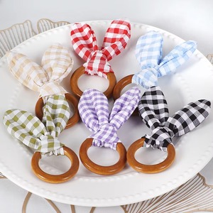 Porte-serviette en bois avec nœud en tissu pour décor de table rustique événements de mariage fêtes hôtel salle à manger accent fait main - Product Image 4