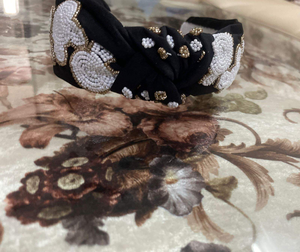 Diadema con Cuentas de Espíritu Universitario de los Tigres de la Universidad de Hail State, Accesorio de Espíritu Universitario para Espectáculos - Product Image 3