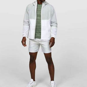 Veste coupe-vent pour homme, très vendue en hiver - Logo sur le devant, matière polyester/nylon, coupe-vent et respirante - Product Image 3