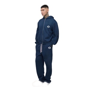 Conjunto Deportivo de Hombre con Sudadera con Cremallera Completa y Pantalones Jogger de Felpa Gruesa con Cordón para Suministro al por Mayor - Product Image 1