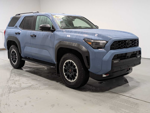 Toyota 4Runner TRD Road Premium 4WD 2024 Usado, Motor I-FORCE MAX 2.4L Turbo de 4 Cilindros, Interior Oscuro, Cuero, Techo Panorámico - Product Image 5