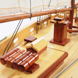 Bluenose II L90 entièrement assemblé cèdre voilier modèle présentoir artisanat meubles en bois décor à la maison peint OMH cadeau - Product Image 4