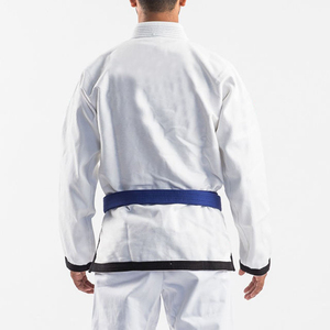 Uniformes de Taekwondo de qualité supérieure en gros d'usine, 100% coton, couleurs personnalisées, logo frontal, séchage rapide, respirant, pour hommes adultes - Product Image 2