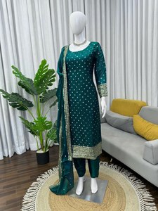 Eid Special Winter Party - Salwar Kameez de seda suave con borde de corte recto y colores brillantes, estilo pakistaní, para mujer - Product Image 4